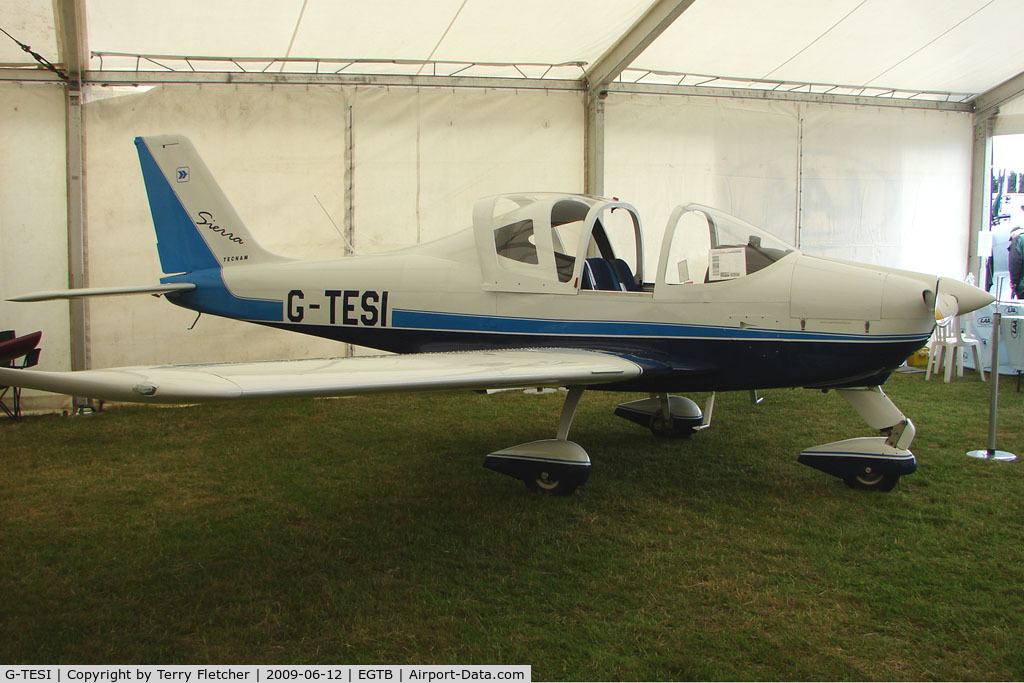 G-TESI, 2006 Tecnam P-2002EA Sierra C/N PFA 333-14481, exhibited at 2009 AeroExpo at Wycombe Air Park