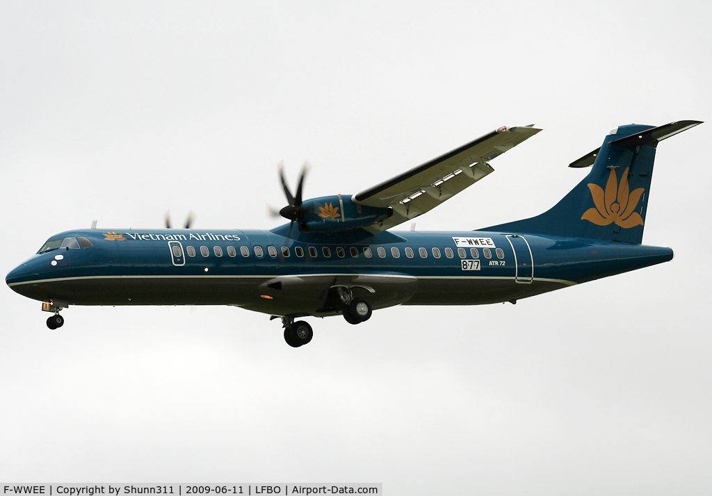 F-WWEE, 2009 ATR 72-212A C/N 877, C/n 877 - First ATR72-500 for Vietnam Airlines