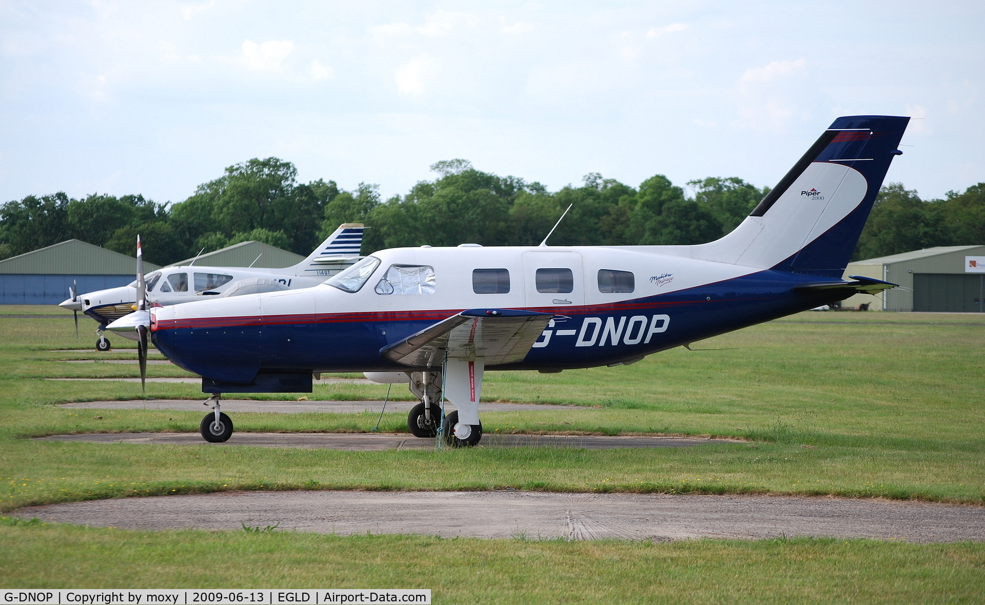 G-DNOP, 2000 Piper PA-46-350P Malibu Mirage C/N 4636303, Piper Malibu Mirage at Denham