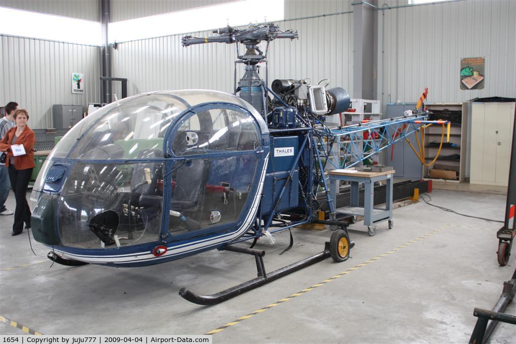 1654, Sud SE-3130 Alouette II C/N 1654/M315, use for maintenance training at Thales