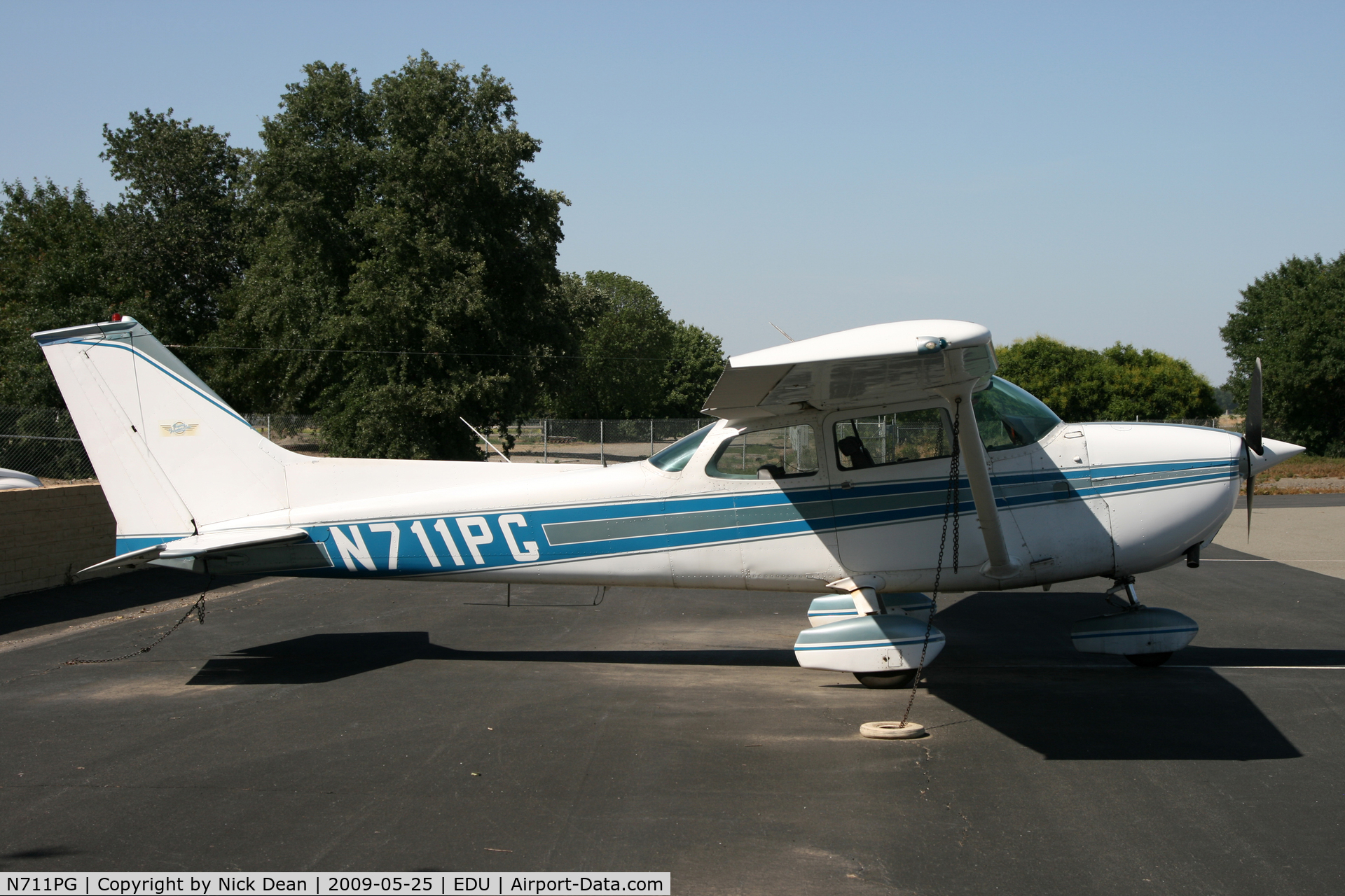 N711PG, Cessna 172M C/N 17264422, KEDU