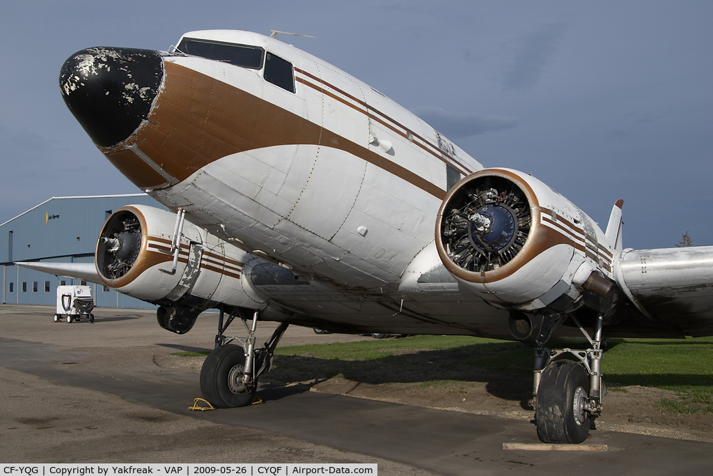 CF-YQG, 1943 Douglas R4D-1 (DC-3C) C/N 4654, Nunasi Central DC3