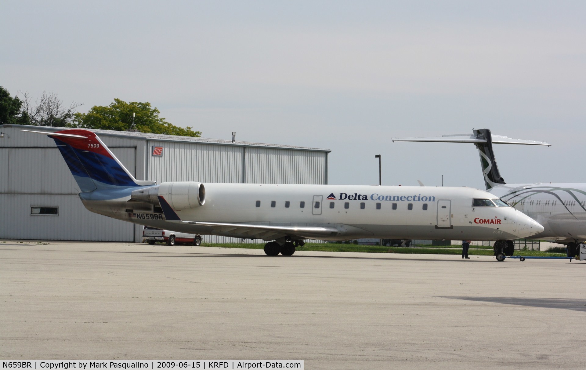 N659BR, 2001 Bombardier CRJ-200ER (CL-600-2B19) C/N 7509, CL-600-2B19