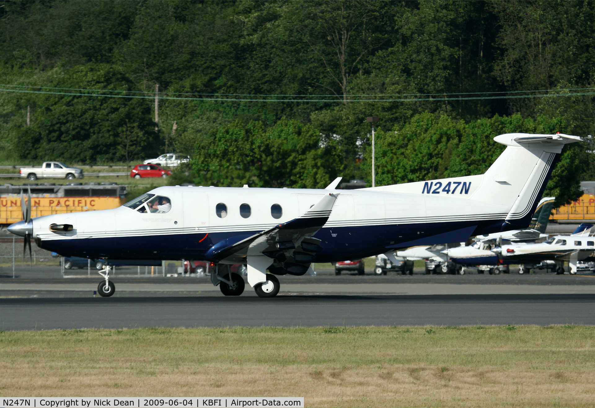 N247N, 2001 Pilatus PC-12/45 C/N 414, KBFI