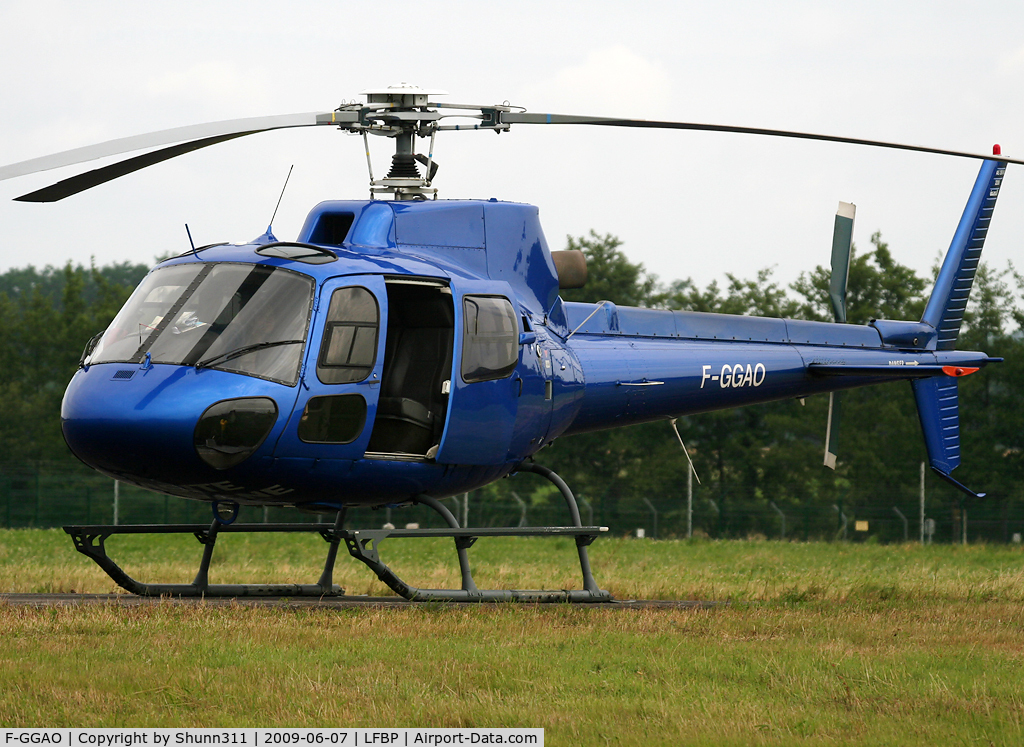 F-GGAO, Eurocopter AS-350B Ecureuil Ecureuil C/N 2208, Used for first flight during LFBP Open Day 2009