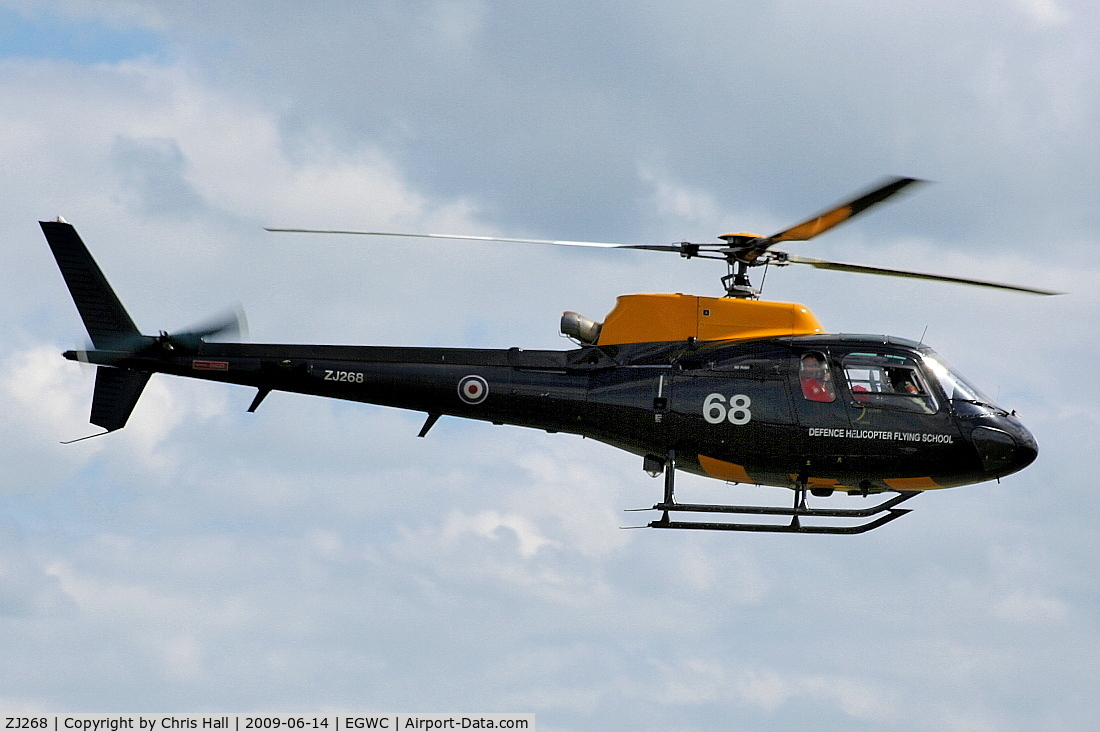 ZJ268, 1997 Eurocopter AS-350BB Squirrel HT1 Ecureuil C/N 2997, ferrying the Red Arrows back to Cosford from RAF Shawbury