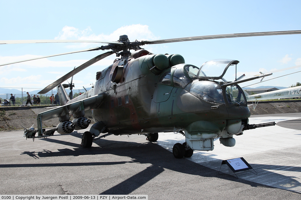 0100, Mil Mi-24D Hind D C/N M340100, Slovak Air Force Mi-24D Hind