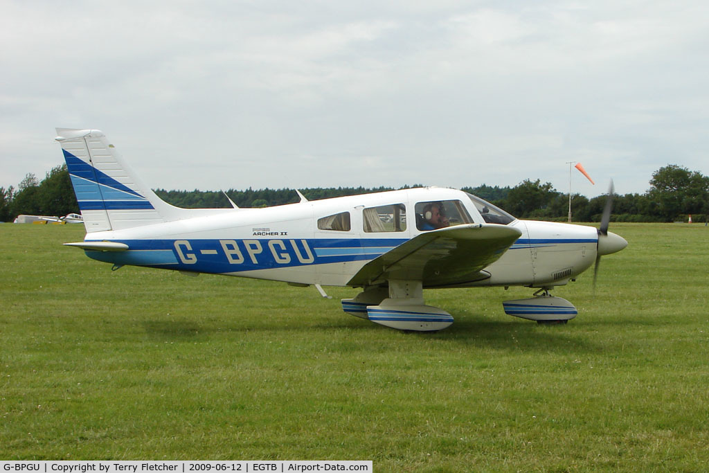 G-BPGU, 1984 Piper PA-28-181 Cherokee Archer II C/N 28-8490025, Visitor to 2009 AeroExpo at Wycombe Air Park