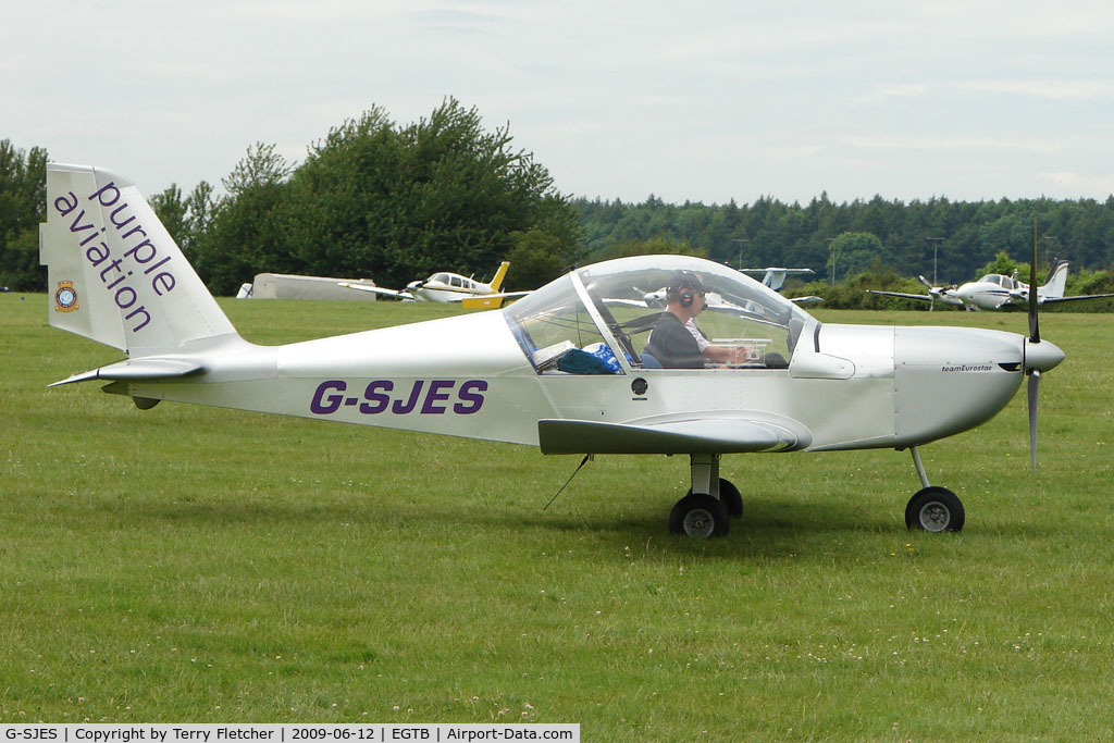 G-SJES, 2007 Cosmik EV-97 TeamEurostar UK C/N 2918, Visitor to 2009 AeroExpo at Wycombe Air Park