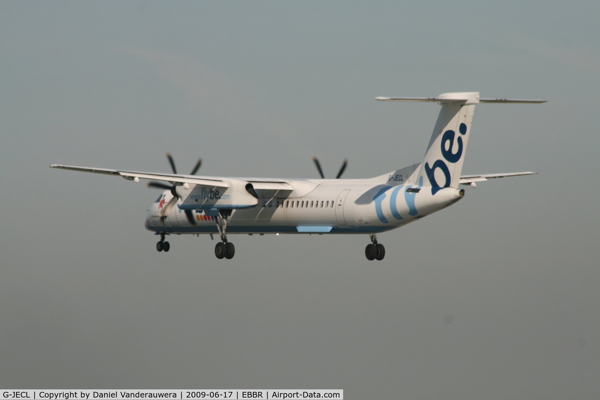 G-JECL, 2005 De Havilland Canada DHC-8-402Q Dash 8 C/N 4114, several seconds before landing on rwy 25L