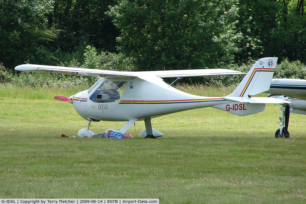 G-IDSL, 2002 Flight Design CT2K C/N 7922, Visitor to 2009 AeroExpo at Wycombe Air Park