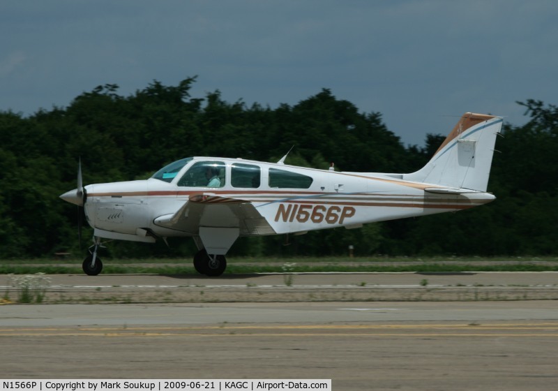 N1566P, 1988 Beech F33A Bonanza C/N CE-1294, N1566P @ KAGC