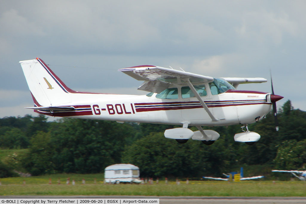 G-BOLI, 1981 Cessna 172P C/N 172-75484, Cessna 172P arrives at North Weald on 2009 Air Britain Fly-in Day 1