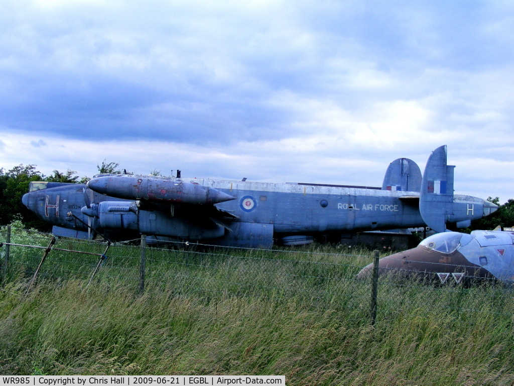 WR985, Avro 716 Shackleton MR.3 C/N Not found WR985, Avro 696 Shackleton MR3/3 abandonded and slowly rotting away at the defunct Jet Aviation Preservation Group