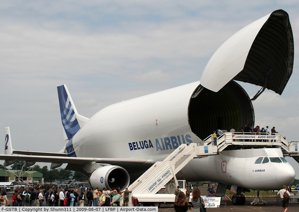 F-GSTB, 1996 Airbus A300B4-608ST Super Transporter C/N 751, Displayed during LFBP Open Day 2009