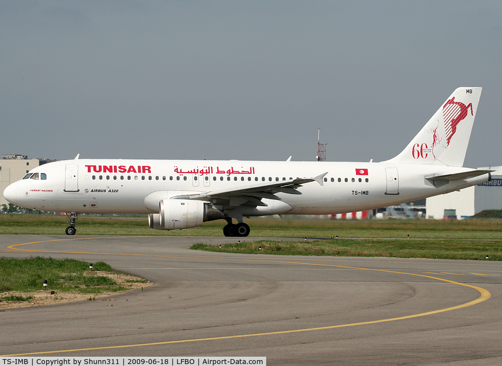 TS-IMB, 1990 Airbus A320-211 C/N 0119, Taxiing holding point rwy 32R with partial 60th anniversary livery...