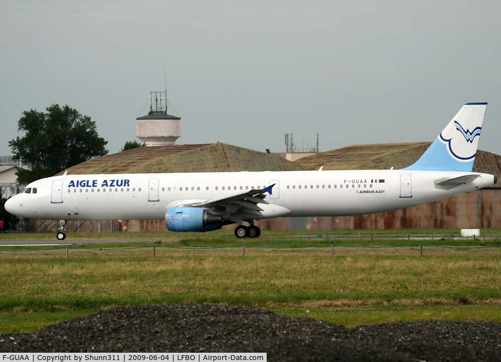 F-GUAA, 1998 Airbus A321-211 C/N 808, Ready for take off rwy 32R