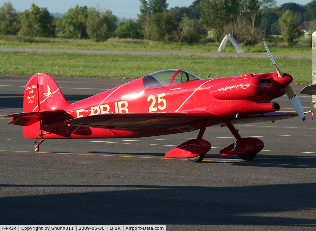 F-PRJR, Max Plan MP.204 Busard C/N 25, Waiting his demo flight during LFBR Airshow 2009