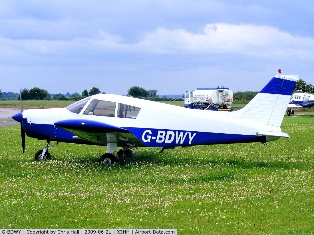 G-BDWY, 1972 Piper PA-28-140 Cherokee Cruiser C/N 28-7225378, at Hinton in the Hedges. Previous ID: PH-NSC