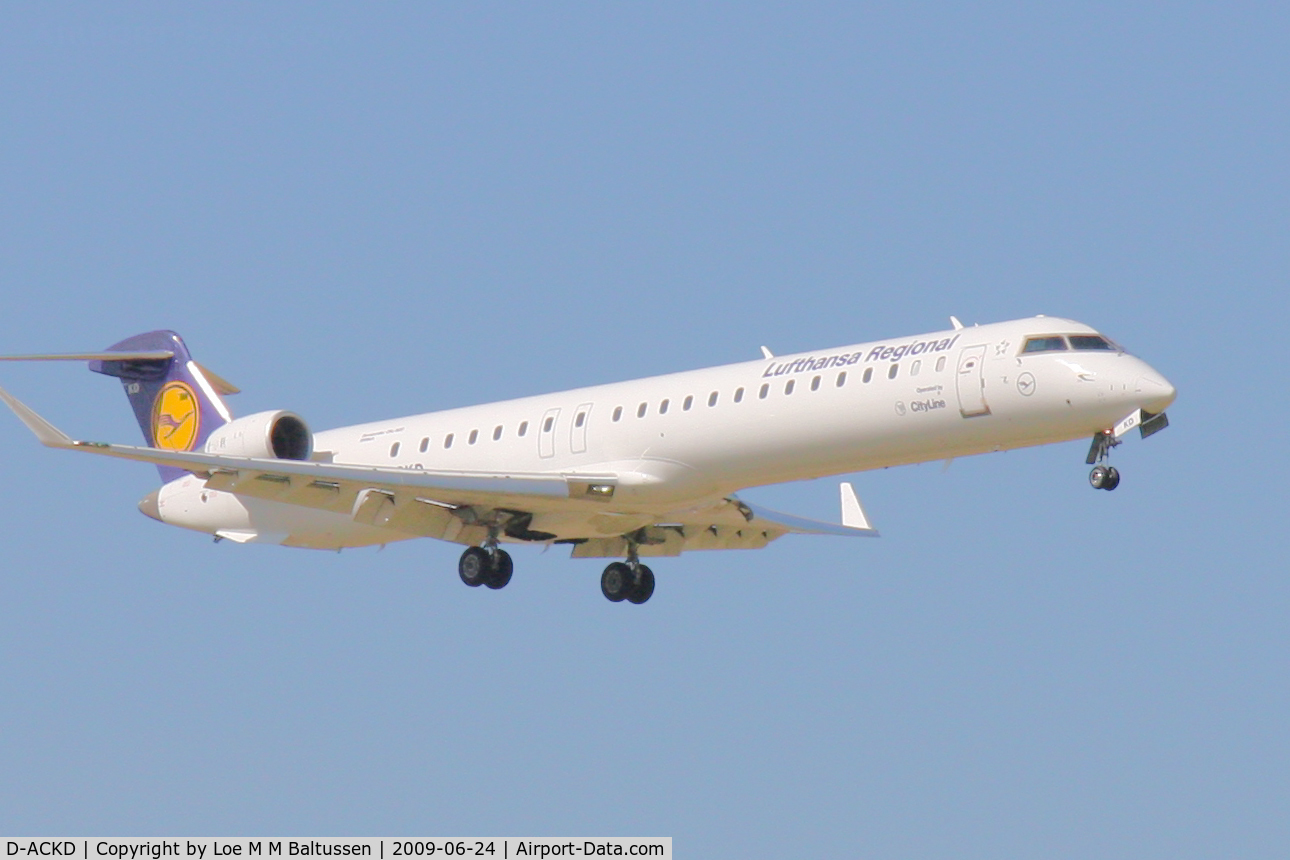 D-ACKD, 2006 Bombardier CRJ-900LR (CL-600-2D24) C/N 15080, EHSC Schiphol RWY 36R