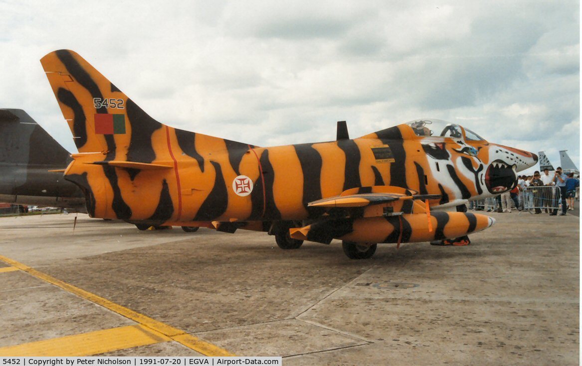 5452, Fiat G-91R/3 C/N D469, Another view of the Portugese Air Force's G-91R at the Tiger Meet of the 1991 Intnl Air Tattoo at RAF Fairford.