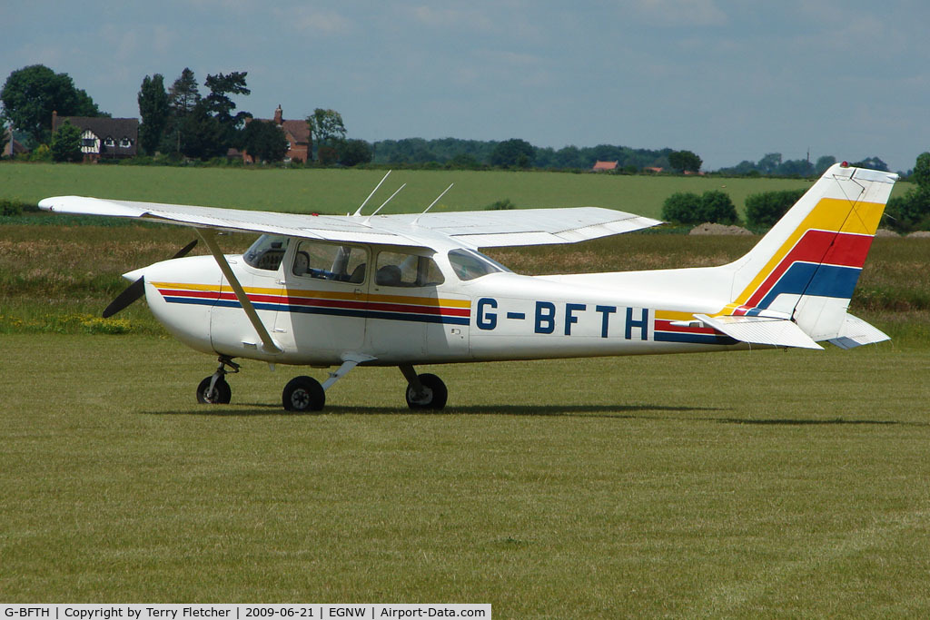 G-BFTH, 1978 Reims F172N Skyhawk C/N 1671, Cessna F172N  at Wickenby on 2009 Wings and Wheel Show