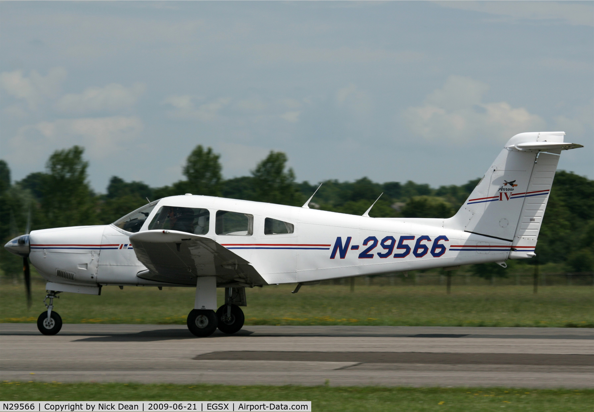 N29566, 1979 Piper PA-28RT-201 Arrow IV C/N 28R-7918146, EGSX
