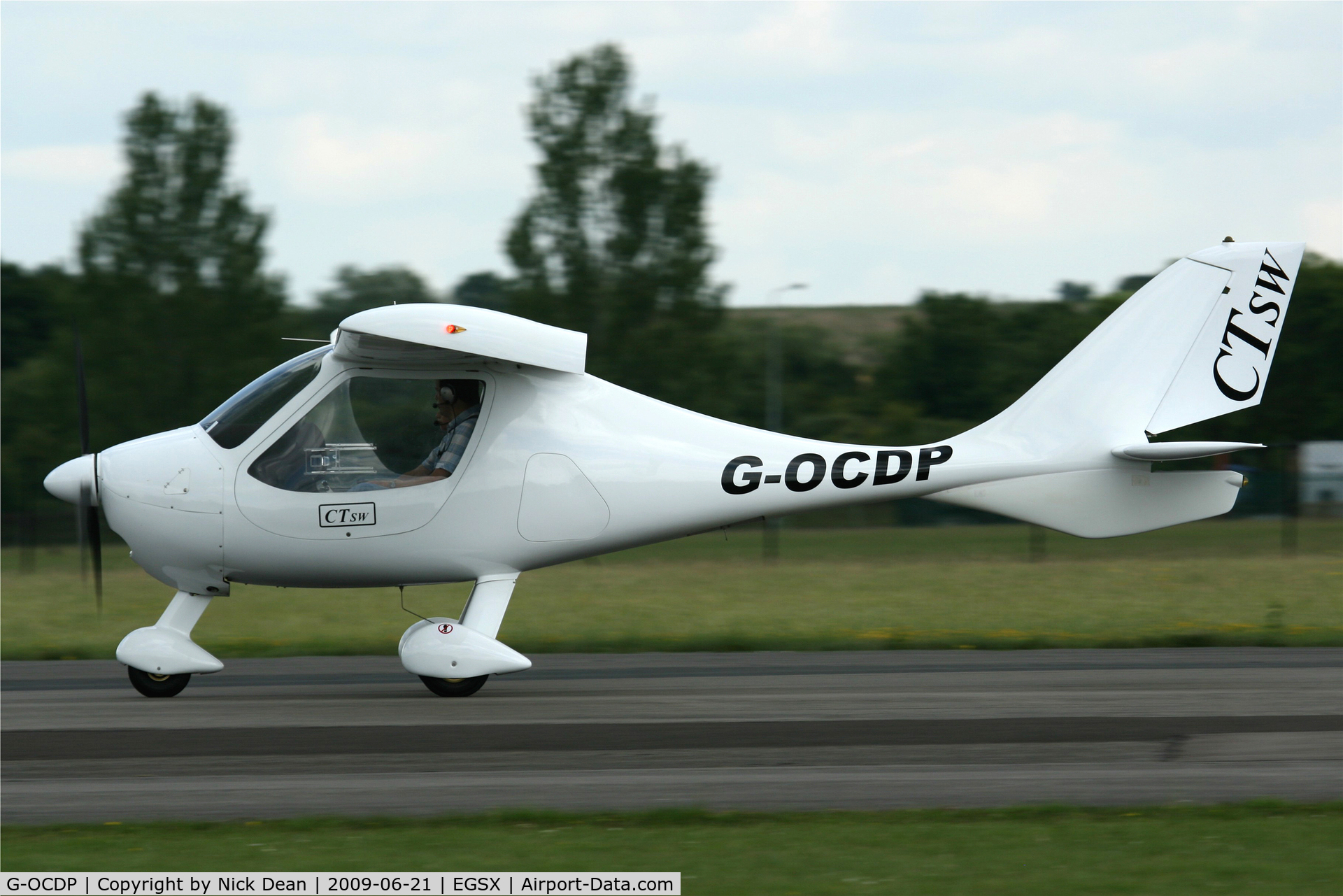 G-OCDP, 2006 Flight Design CTSW C/N 06.08.22, EGSX