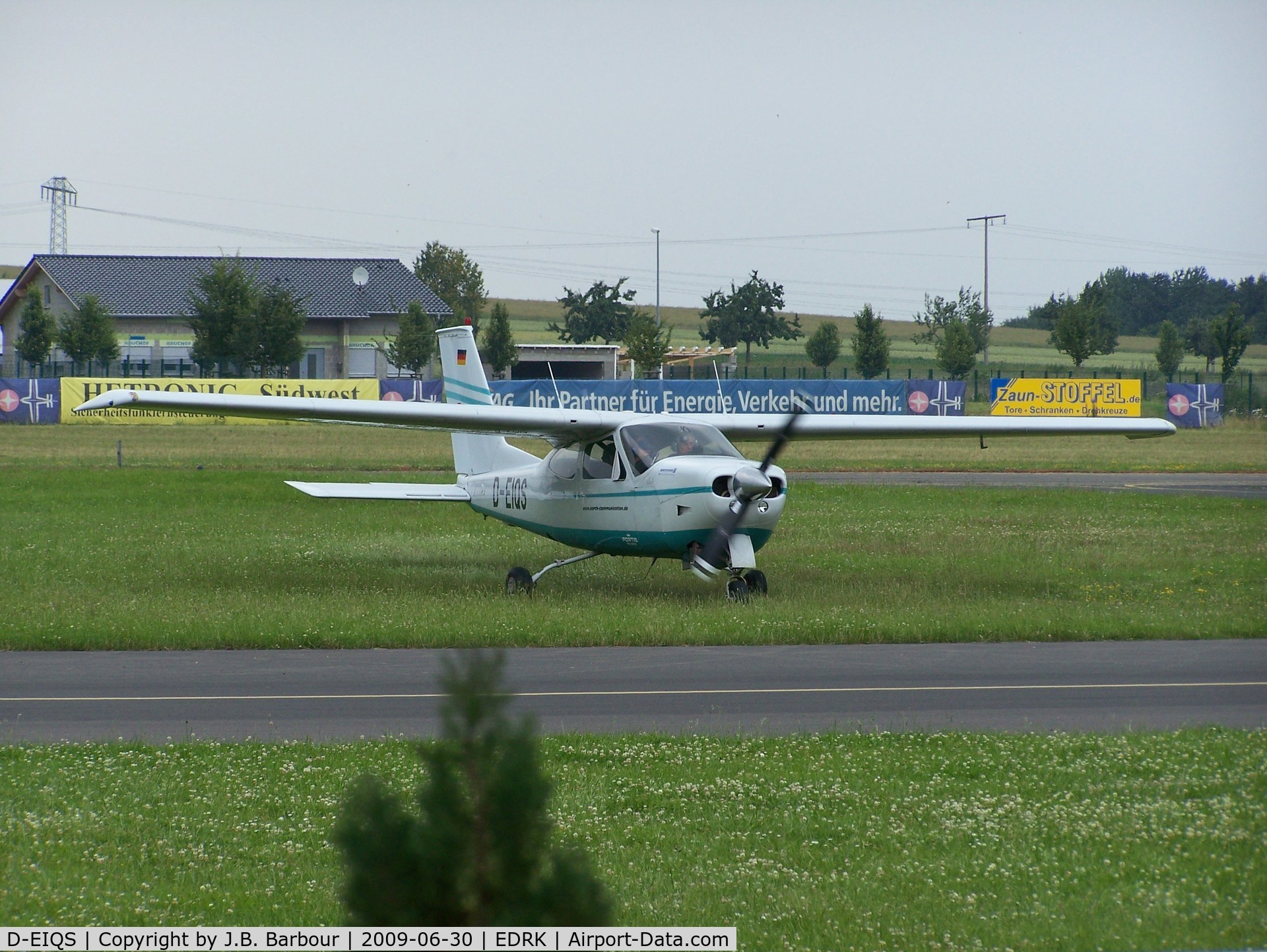 D-EIQS, Reims F177RG Cardinal RG C/N 0093, It's always nice to see the Cessna RG's.  This was a great day to fly, but while watching the pilots land for a snack to eat.  The weather got ugly quick so it was off again and the cafe was not more filled with any pilots