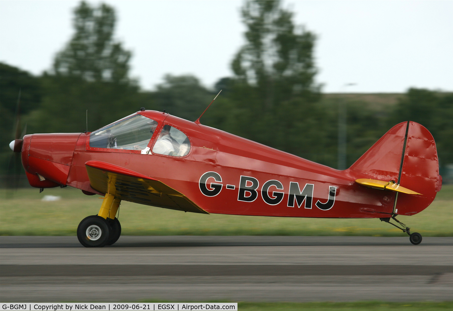 G-BGMJ, 1952 Gardan GY-201 Minicab C/N 12, EGSX