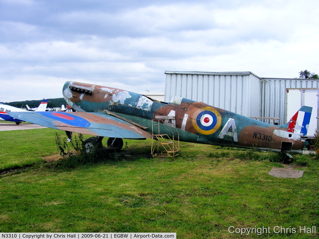 N3310, Supermarine 361 Spitfire IX Replica C/N Not found, Replica Spitfire IX at the Wellesbourne Wartime Museum