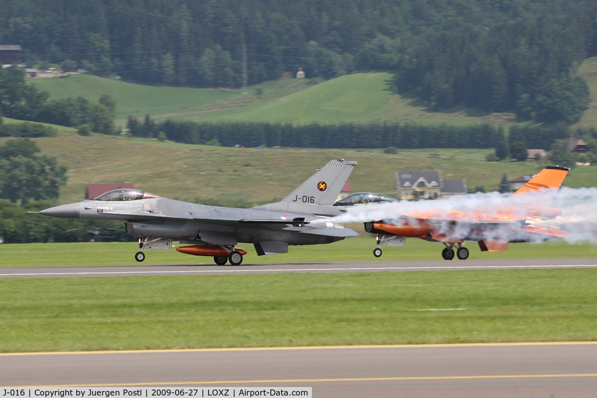 J-016, General Dynamics F-16AM Fighting Falcon C/N 6D-172, Fokker F-16AM Fighting Falcon - Netherlands Air Force