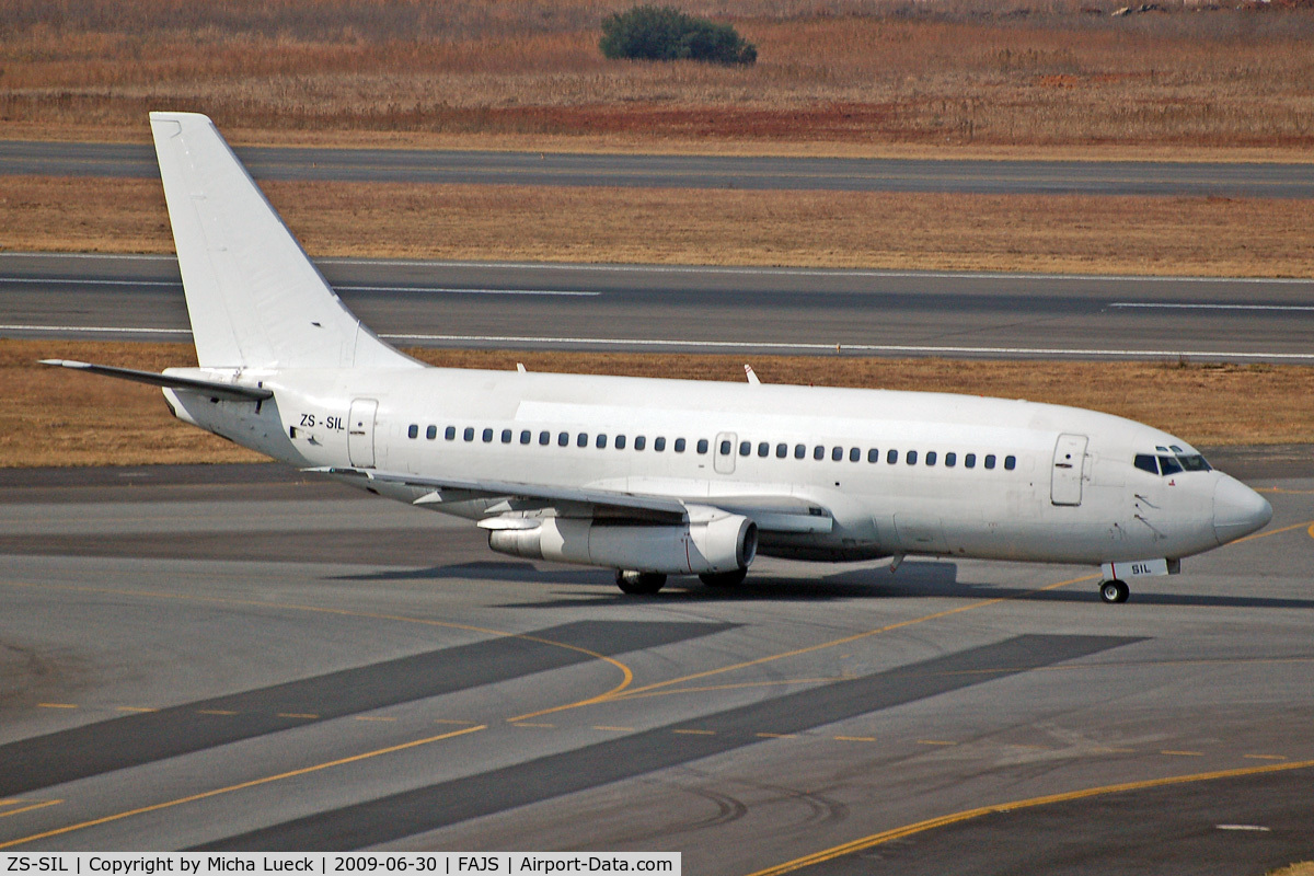 ZS-SIL, 1982 Boeing 737-244 C/N 22591/859, At Jo'burg