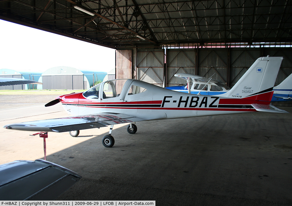 F-HBAZ, Tecnam P-2002JF Sierra C/N 075, Hangared...