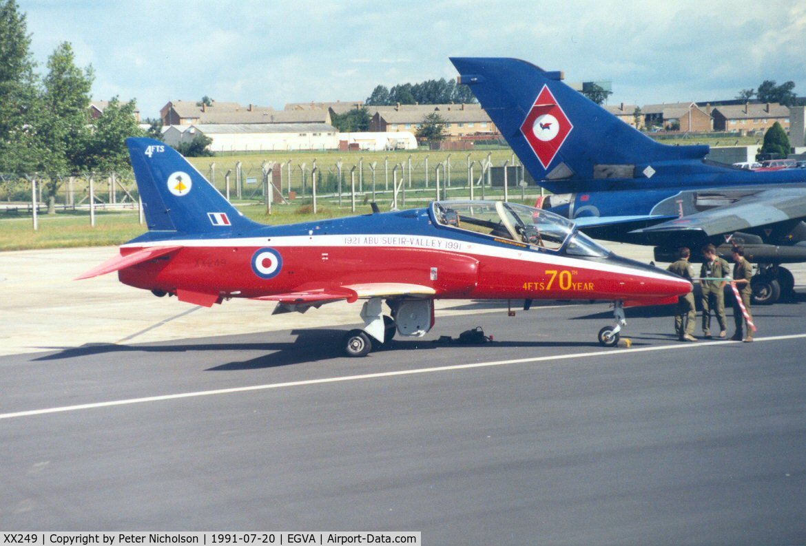 XX249, 1978 Hawker Siddeley Hawk T.1 C/N 085/312085, Hawk T.1 of 4 Flying Training School at the 1991 Intnl Air Tattoo at RAF Fairford.