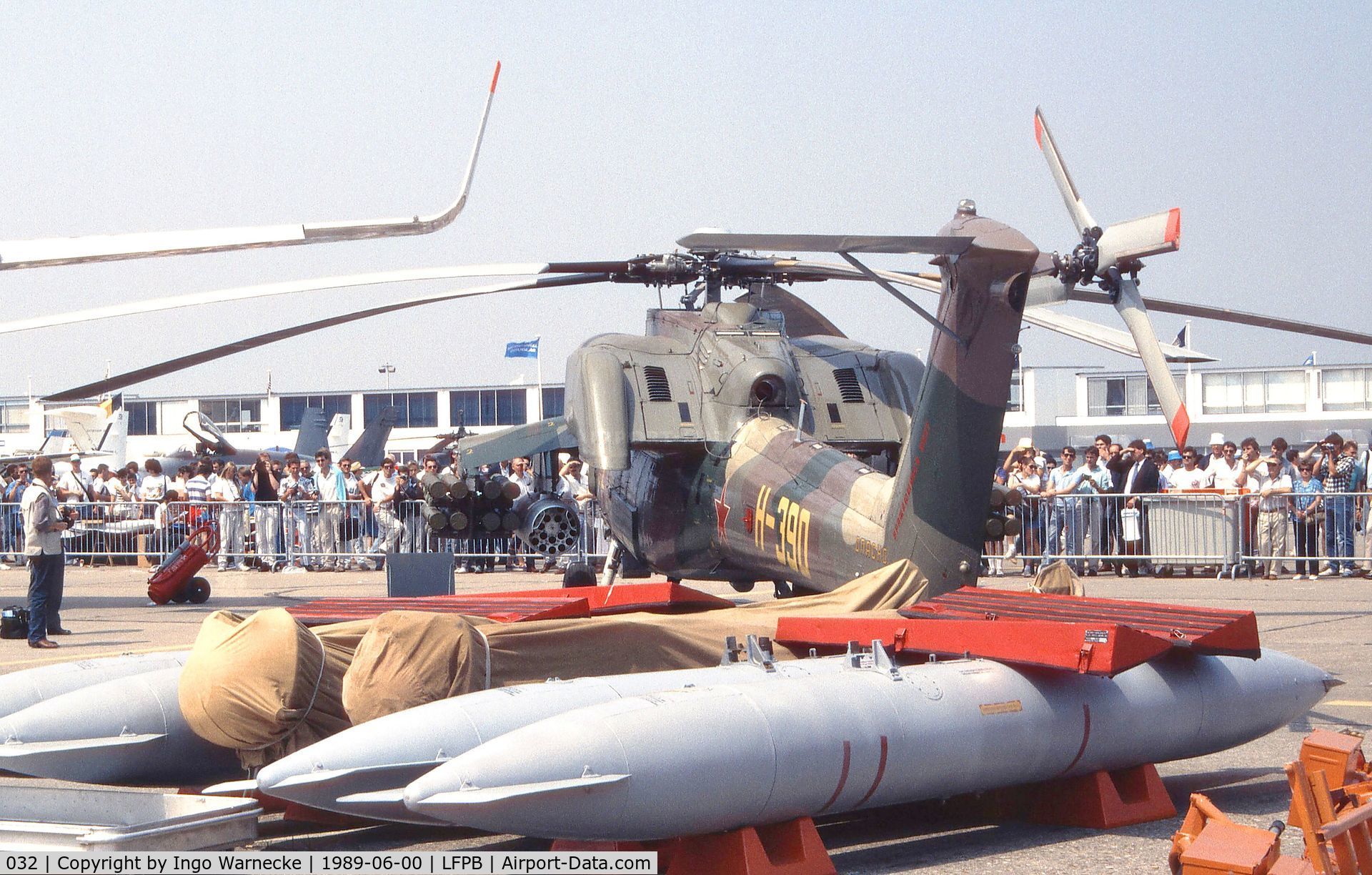 032, Mil Mi-28A C/N 003, Mil Mi-28A HAVOC (3rd prototype) at the Aerosalon 1989 Paris