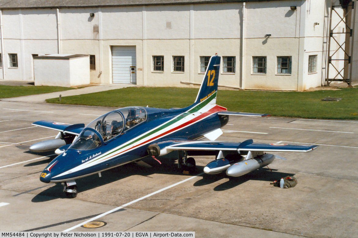 MM54484, Aermacchi MB-339A C/N 6681/076/AD013, MB.339A of the Frecce Tricolori display team of the Italian Air Force at the 1991 Intnl Air Tattoo at RAF Fairford.