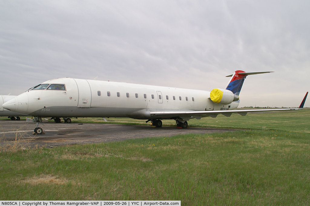 N805CA, 1999 Bombardier CRJ-100ER (CL-600-2B19) C/N 7354, Delta Connection Canadair Regionaljet