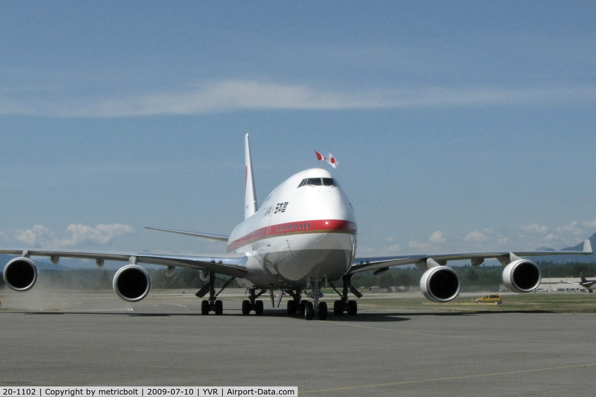 20-1102, 1991 Boeing 747-47C C/N 24731/0839, Emperor of Japan arrives in Vancouver on his Canadian tour