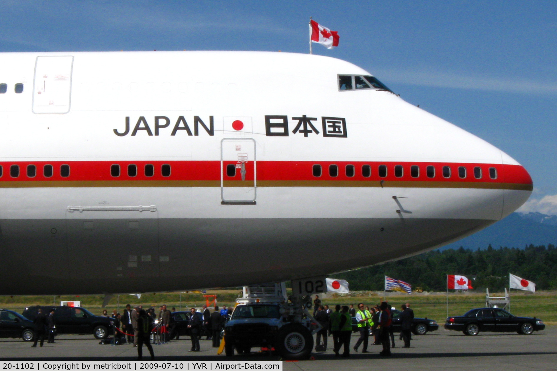 20-1102, 1991 Boeing 747-47C C/N 24731/0839, Emperor of Japan arrives in Vancouver on his Canadian tour