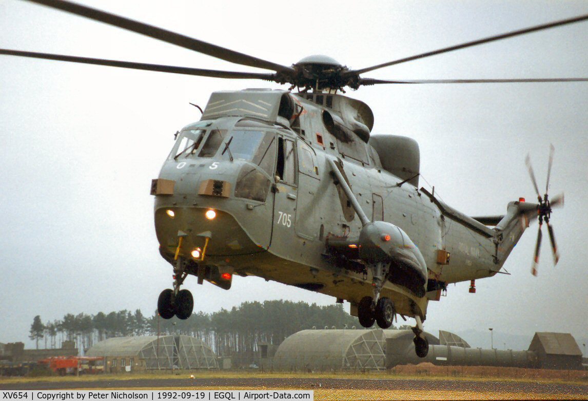 XV654, 1969 Westland Sea King HAS.5 C/N WA642, Another view of the 814 Squadron Sea King HAS.5 at the 1992 Leuchars Airshow.