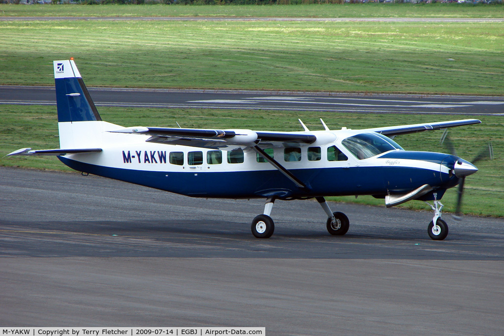 M-YAKW, 2004 Cessna 208B Grand Caravan C/N 208B-1059, Cessna 208B Caravan at Gloucestershire (Staverton) Airport