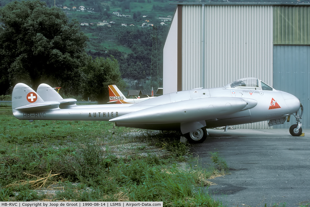 HB-RVC, 1955 De Havilland (F+W Emmen) DH-112 Venom FB.50 C/N 841, Former Swiss AF J-1631 was sponsored by Authier in 1990. Seen in front of the Farner hangar at Sion.