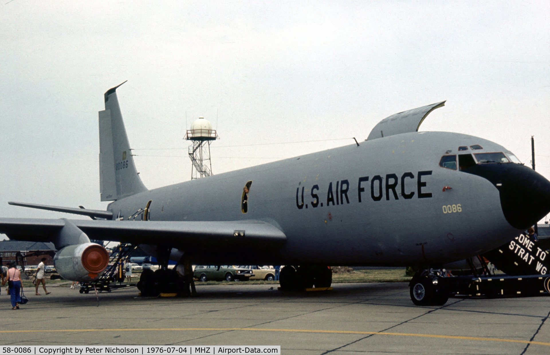 58-0086, 1958 Boeing KC-135Q Stratotanker C/N 17831, KC-135Q Stratotanker of 98th Strategic Wing at the 1976 Mildenhall Air Fete.