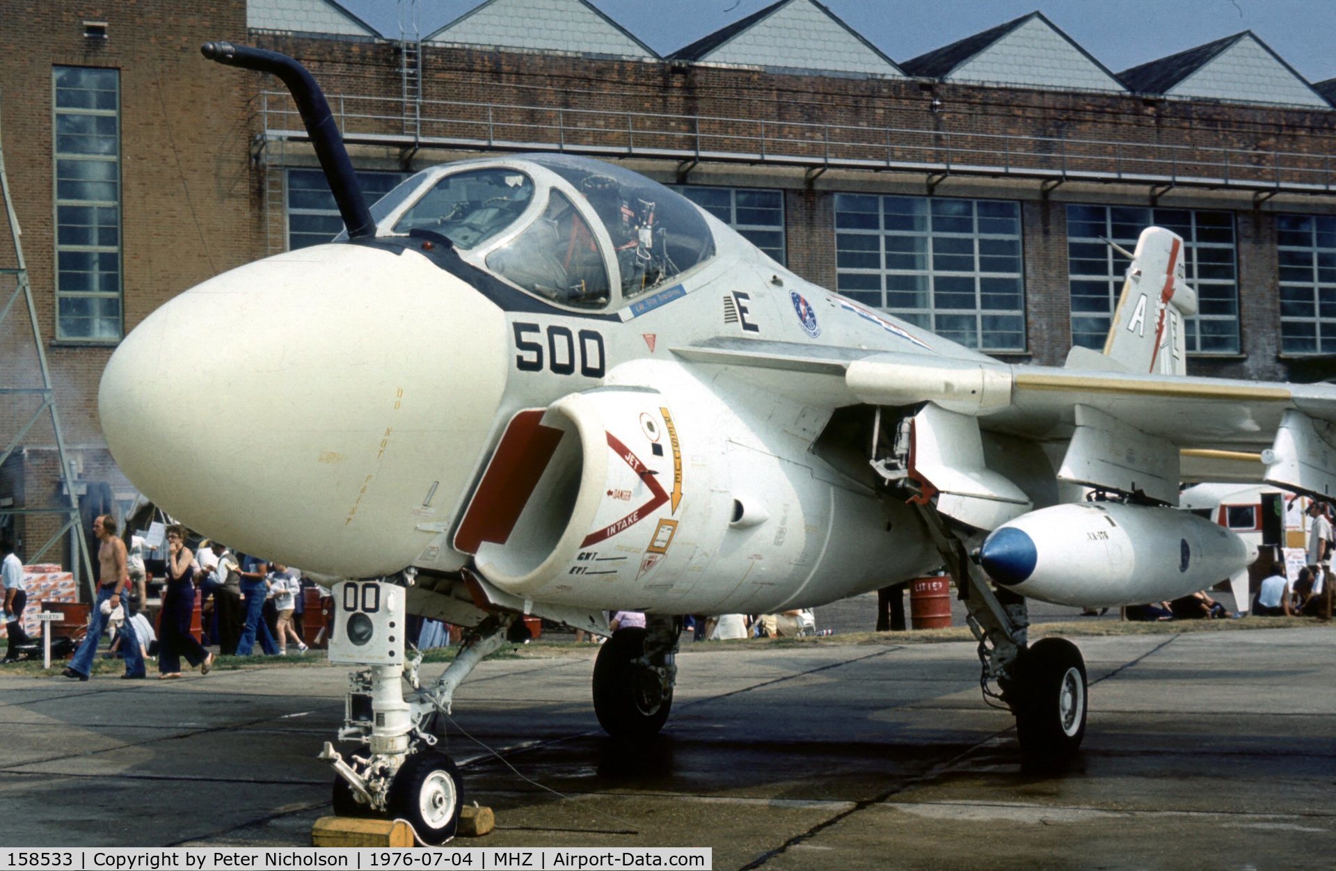 158533, Grumman A-6E Intruder C/N I-516, Another view of VA-176's Intruder on display at the 1976 Mildenhall Air Fete.