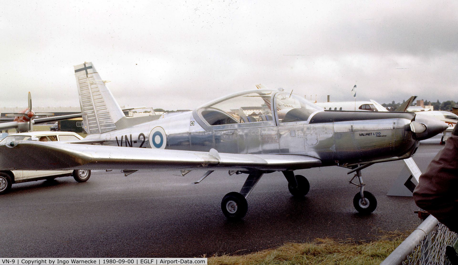 VN-9, Valmet L-70 Vinka C/N 09, Valmet L-70 Vinka (Miltrainer) at Farnborough International 1980