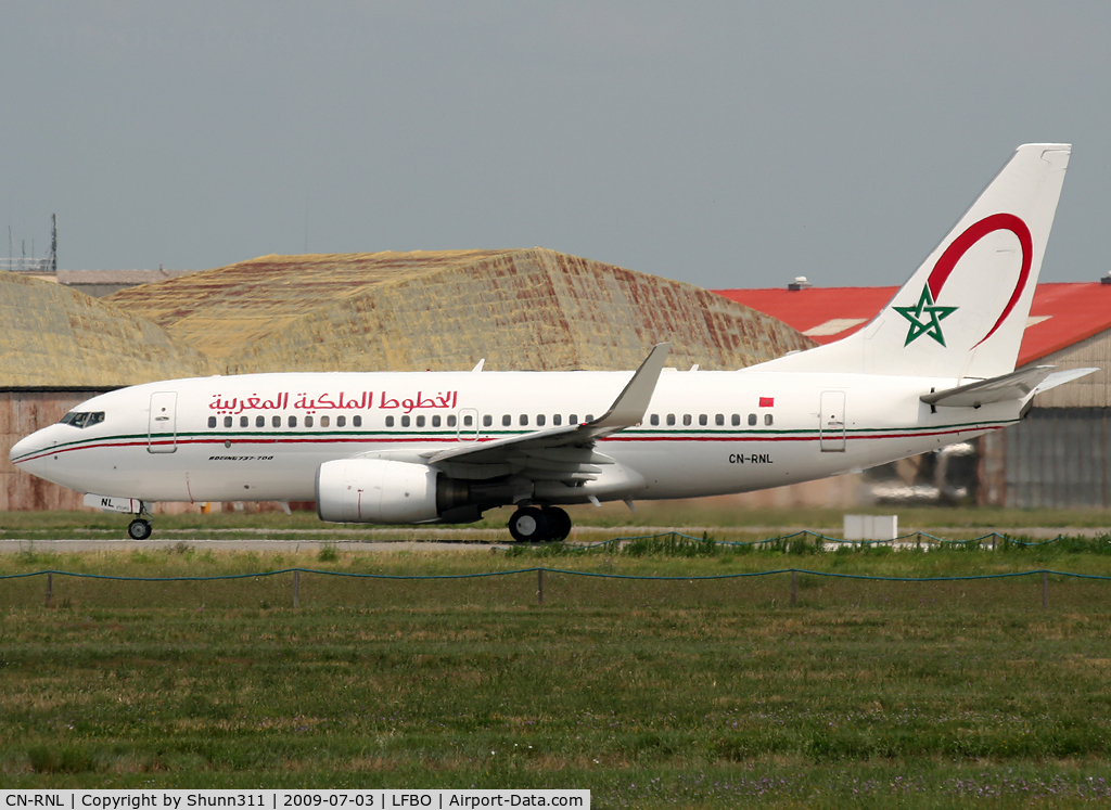 CN-RNL, 1999 Boeing 737-7B6 C/N 28982, Ready for take off rwy 32R with new c/s