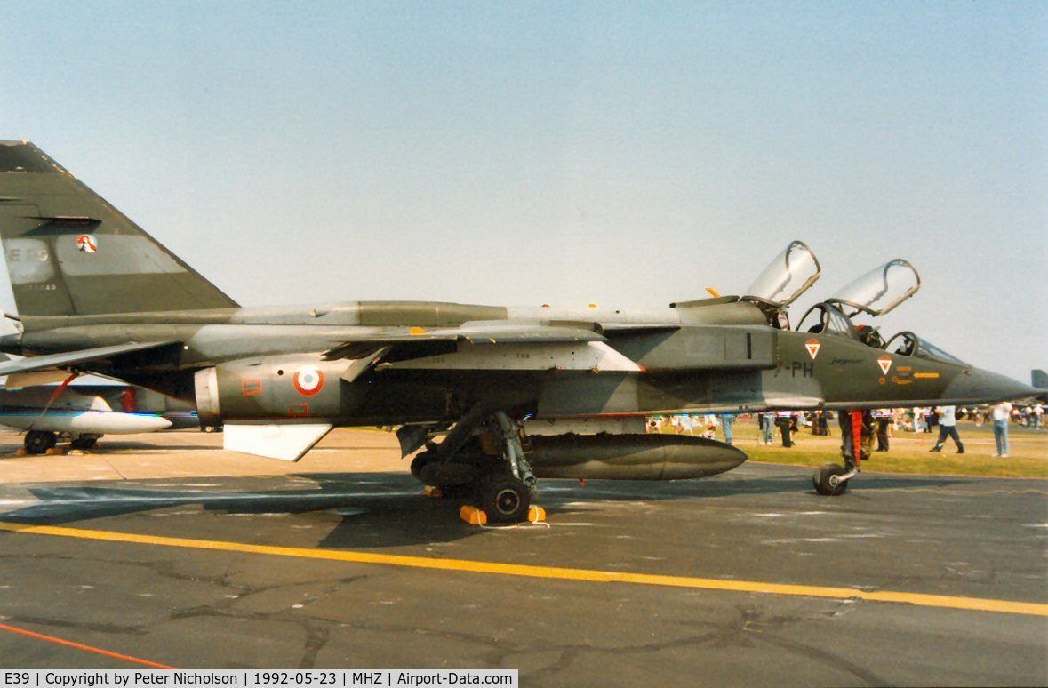E39, Sepecat Jaguar E C/N E39, French Air Force Jaguar E of EC.7 at the 1992 Mildenhall Air Fete.