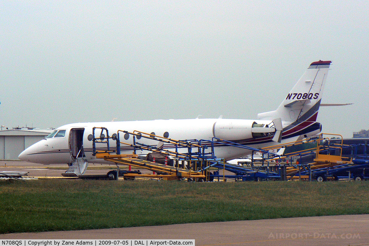 N708QS, 2002 Israel Aircraft Industries Gulfstream 200 C/N 069, At Dallas Love Field