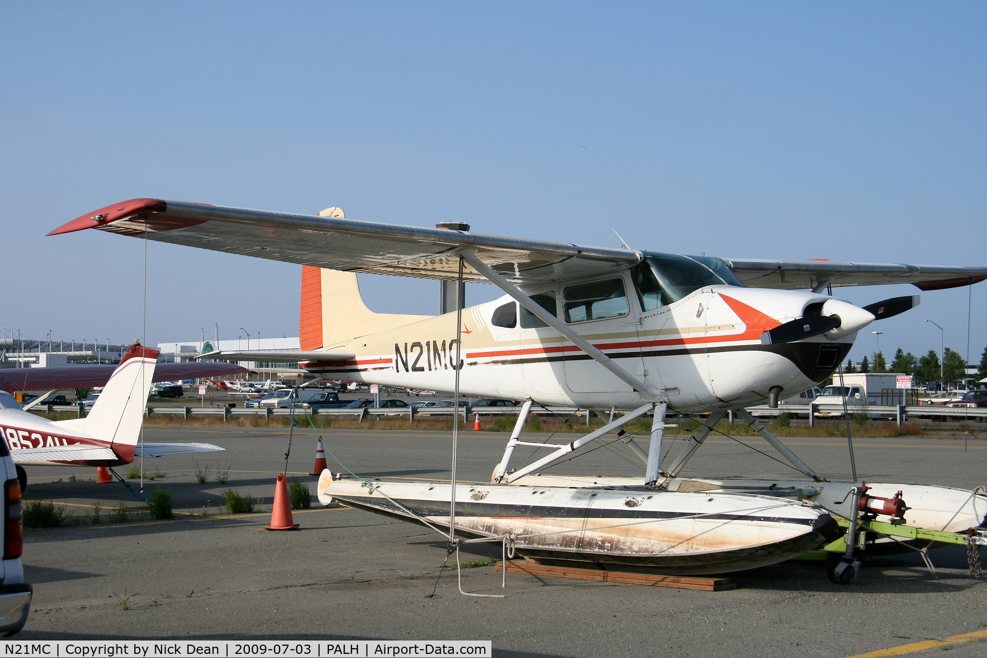 N21MC, 1969 Cessna 180H Skywagon C/N 18052093, PALH